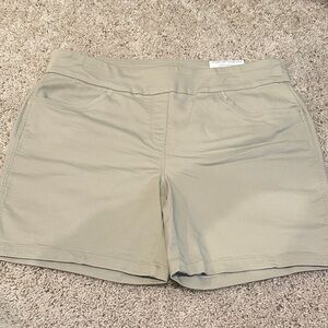 Liz Claiborne Women's Beige Cargo Shorts